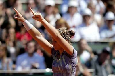 Errani ends Radwanska's French Open, enters semis
