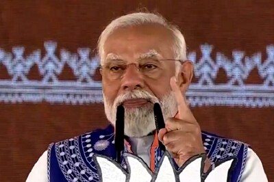 From 'Jai Maa Durga' to 'Ei Baar 400 Paar': PM Modi Changes 'Language of Politics' to Woo Bengal