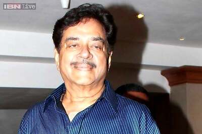 It's Preity Zinta and Ness Wadia's internal matter and they should be left alone: Shatrughan Sinha