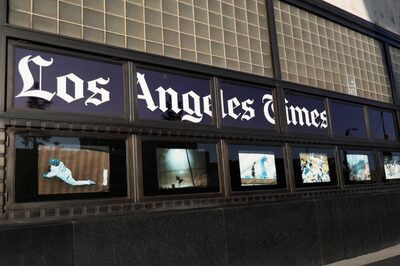 Journalists of LA Times Newspaper Walk Out over Threats of Job Cuts