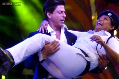 SRK's dance with Kolkata police officer draws criticism, opposition targets Mamata Banerjee