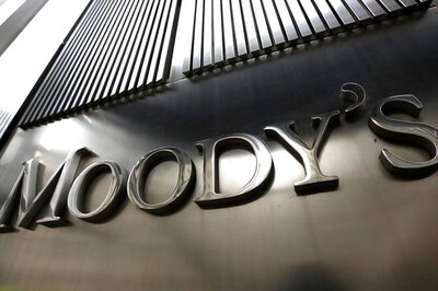 Moody's Slashes Hong Kong Rating Following China Cut