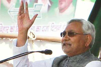 Nitish Kumar a 'puppet' in Advani's hands, says RJD