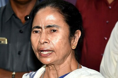 West Bengal CID Arrests Man for Posing to be Mamata Banerjee's Secretary