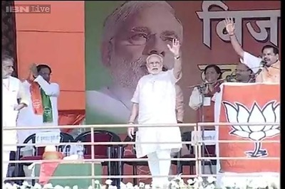 Vadra land deals: PM Modi a 'habitual liar', says Congress