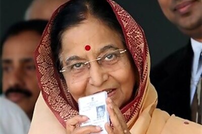 Prez invites British Queen to India