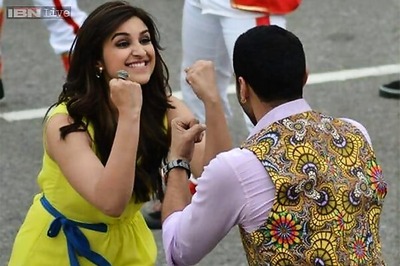 Snapshot: Parineeti Chopra, Aditya Roy Kapur shoot for a song for 'Daawat-e-Ishq'