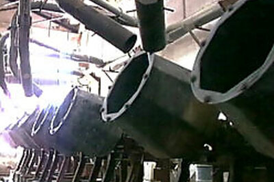 India eases cement exports,stays curbs on rice