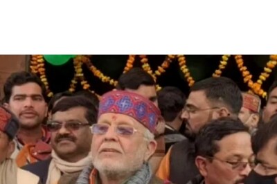 UP Finance Minister Suresh Khanna Calls SP a ‘Party of Briefcase Thieves’