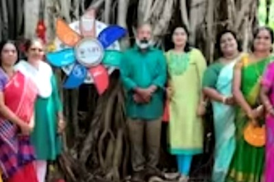 In Visakhapatnam, Women Tie Rakhi To 134-year-old Banyan Tree On Raksha Bandhan