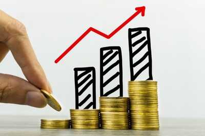 Stock Market Updates: Sensex Down 800 Pts, Nifty Settles Around 21,500