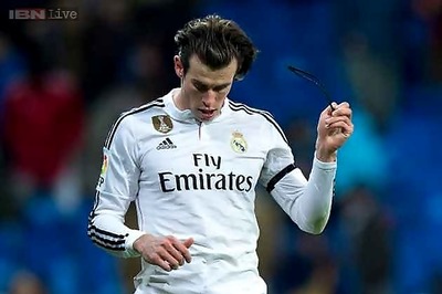 La Liga: Gareth Bale scores twice as Real Madrid beat Levante 2-0