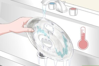 How to Clean Drip Pans on a Stove