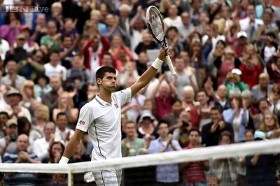 Djokovic beats Stepanek in four sets to progress at Wimbledon