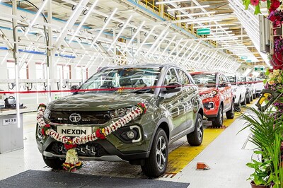 Tata Nexon SUV Crosses 2 Lakh Sales in India, Last 50,000 Units Achieved in Less Than 6 Months