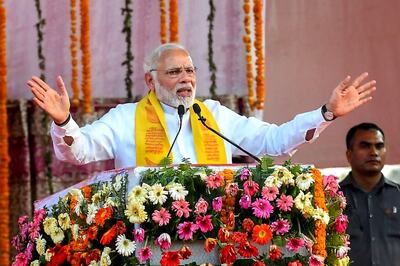 Modi-Shah, Rahul-Sonia Rallies LIVE: 'KCR Cared Only for Himself, Leaving Telangana to Suffer'