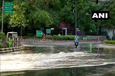 Rain Brings Relief from Stifling Heat in Delhi as Monsoon Makes Onset in National Capital