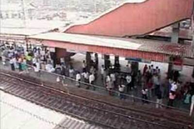 Weekend break for local trains in Mumbai