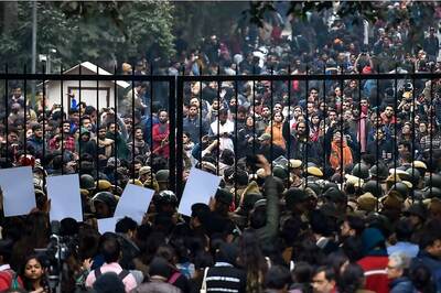 Amid Standoff With JNU Administration, Students and Teachers Collectively Boycott Classes over Fee-hike Issue