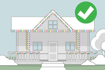 How to Put up Christmas Lights Outside