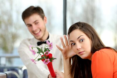 From Stalking To Baby Daddies: Singles Share Their Horror Stories On Dating Apps