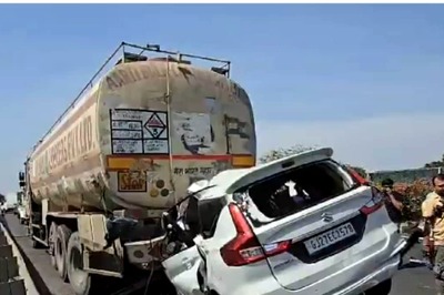 Gujarat: 10 Dead As Car Rams Into Truck From Behind on Ahmedabad-Vadodara Expressway