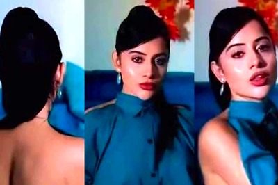 Uorfi Javed Stuns All As She Wears a Shirt With a Twist, Netizens Go 'Maaro Mujhe Maaro'