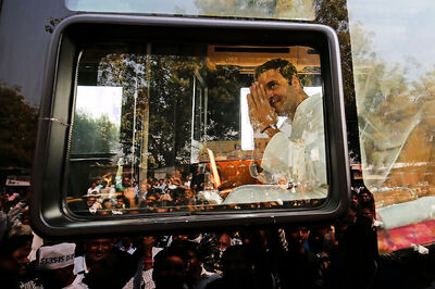 Opinion | Caught Between a Rock and a Hard Place, Will Congress' New Zeal Pay Dividend in Gujarat?