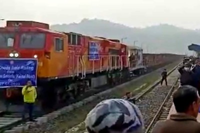 Boost To Indian Railways’ Connectivity in the North-East as First Goods Train Chugs Into Manipur’s Khongsang Station | WATCH