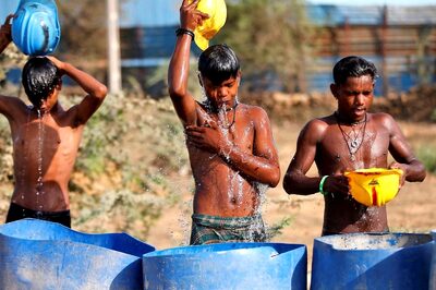 Heavy Rainfall Hits Bengaluru; Delhi Reels Under Heatwave, Min Temperature 25.8 Degrees Celsius