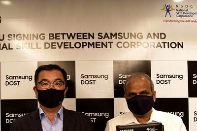 NSDC, Samsung India to Train 50,000 Youth in Electronic Retails