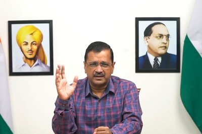 Kejriwal Accuses BJP of Waging War Against Opposition-Ruled States, Calls for Defending Federalism