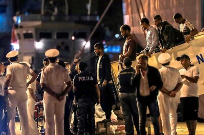 Italy Won't Allow Boat With 450 Migrants; Says 'Go to Malta'