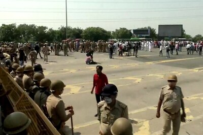 Heavy Police Deployment at Delhi-UP Border in Noida Ahead of Rahul Gandhi's Hathras Visit