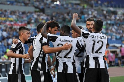 Sami Khedira Winner for Juventus, Napoli Beat Nine-Man Milan