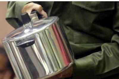 Bengaluru: Man Empties Rice-filled Cooker, Uses It To Smash Girlfriend's Head Over Suspicion of Affair