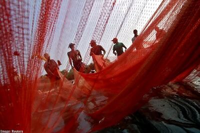 Will attack if Indian fishermen continue using banned nets, warn Lankans