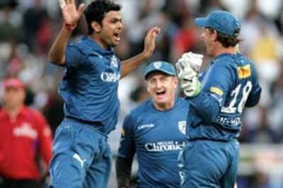 IPL: Deccan beat Chennai | Score | Pics | Stats