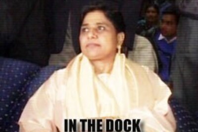 SC traps Mayawati in Taj Corridor