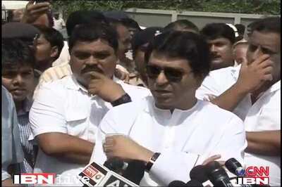LBT strike: Raj Thackeray asks traders to open shops