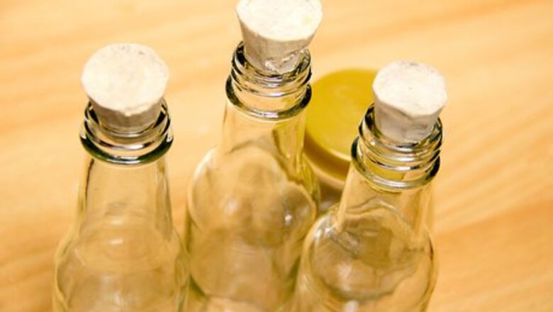 How to Make Decorative Bottles for the Kitchen
