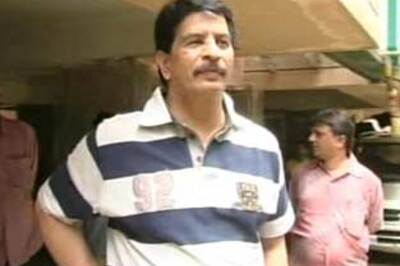 Mumbai encounter cop held for fake killing