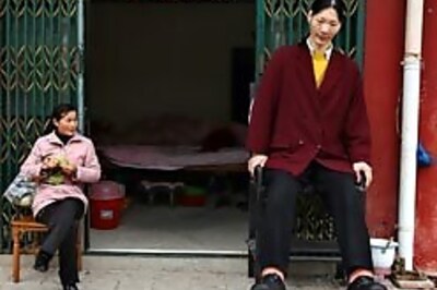 New shoes for world's tallest woman