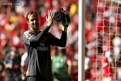 Cech unnerved his former Chelsea team mates, says Arsene Wenger