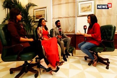 Watch Kajol, Soundarya Rajinikanth, Dhanush at Their Candid Best