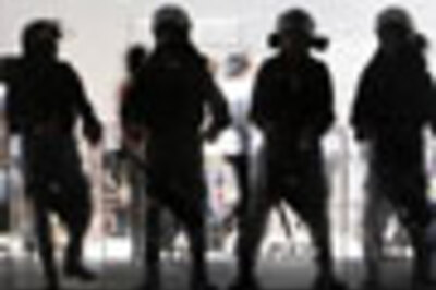 Crisis group warns of civil war in Thailand