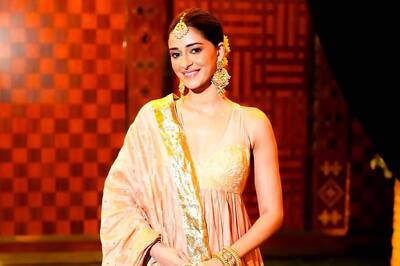 Throwback To Ananya Panday In A Sequin Saree