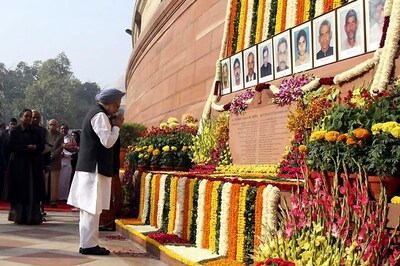 2001 Indian Parliament Attack: Members of Parliament Pay Tribute to Martyrs