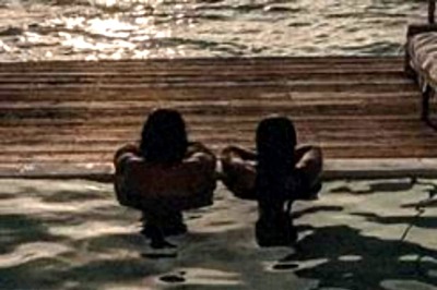 Farhan Akhtar, Shibani Dandekar Find Their 'Happy Place' in Maldives