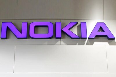 Nokia to soon start making phones again